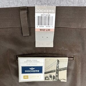 Dockers D3 Classic‎ Fit  Iron Free  Dress Pants Men W42 L30 new with tags